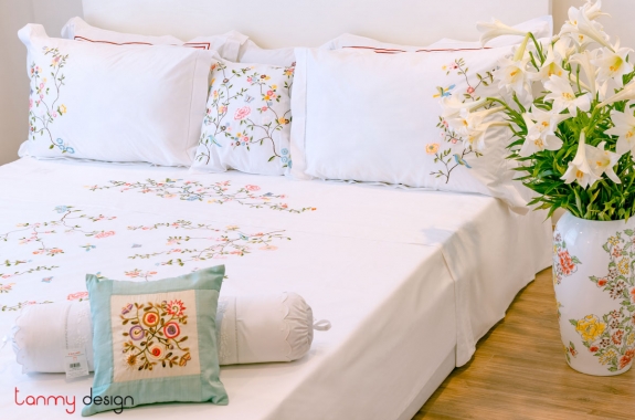 King size duvet cover embroidered with peach blossom